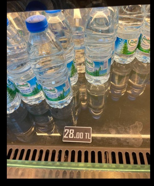 Neden hava alanında her şey daha pahalı?