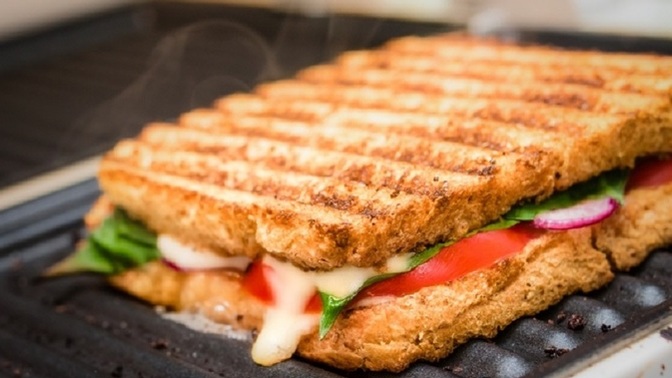 Gece açlığınıza hızır gibi yetişen yemek hangisi?