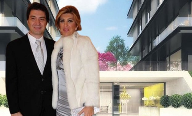 Halis Toprakın kızı Sevgi Toprak Tunga ve damadı Recai Alper Tunga