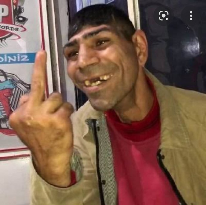 İdo Tatlıses'in yeni saç stilini nasıl buldunuz?