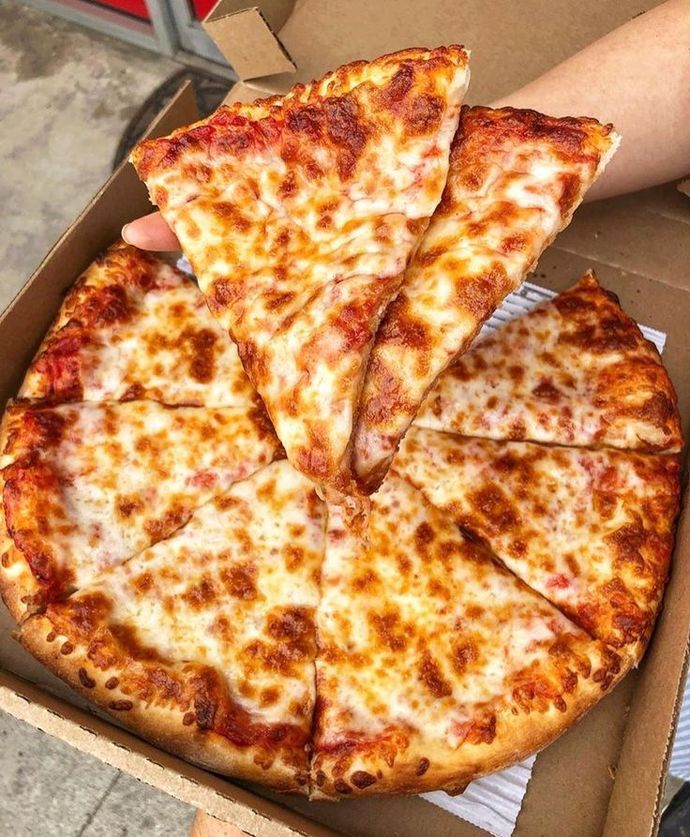 Pizzanın içinde et ürünleri olması şart mı?