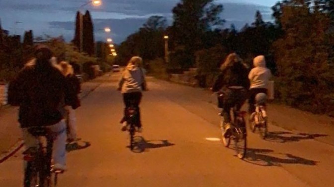 Çocuğunuz olsa sizin gibi biriyle yakın arkadaş olsun ister miydiniz?