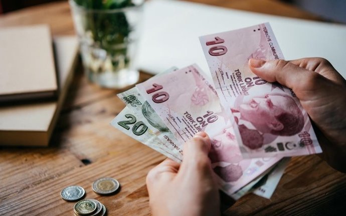 Sizce asgari ücret 2023de ne kadar olacak? Ne kadar olmalı?