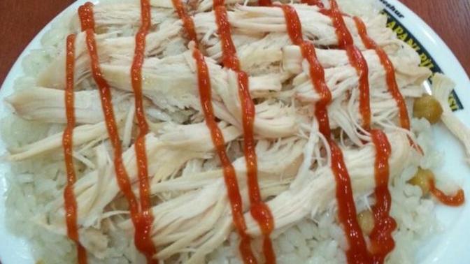 Pilavı ketçaplı sever misiniz?