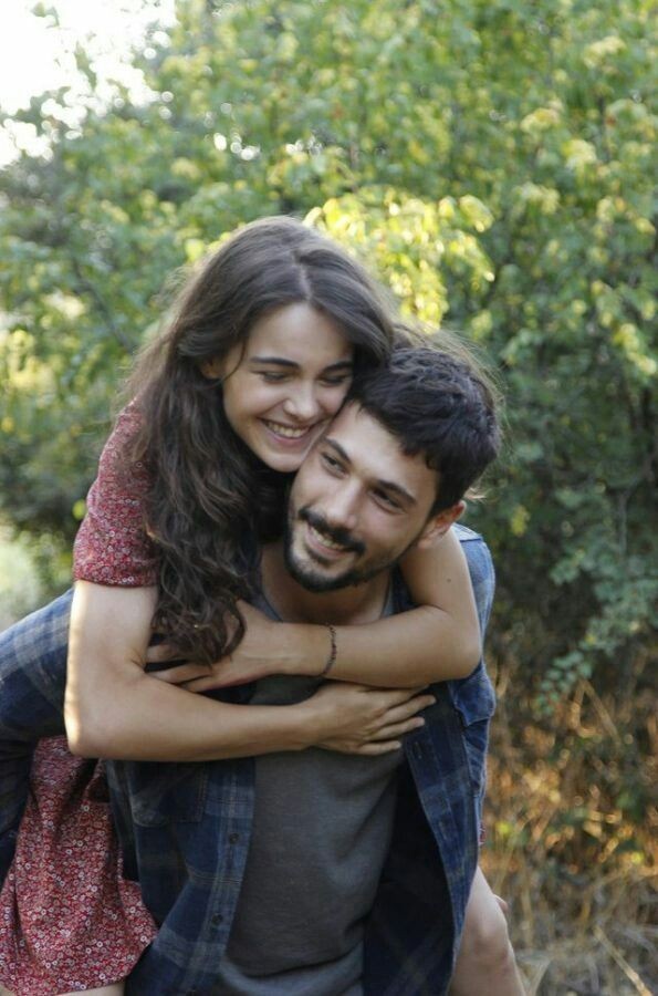 Bir Erkek bir kiz için ağlarsa ne anlama gelir?