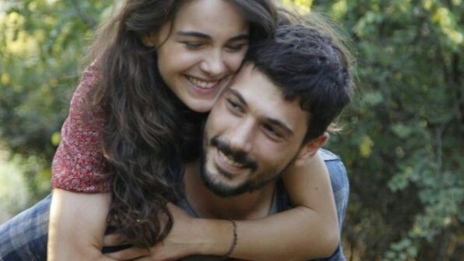 Bir Erkek bir kiz için ağlarsa ne anlama gelir?