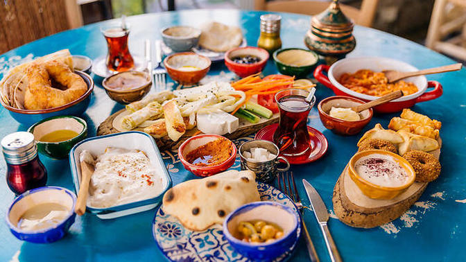 Kahvaltı sofrasında olmazsa olmaz dediğiniz yiyecek hangisidir?