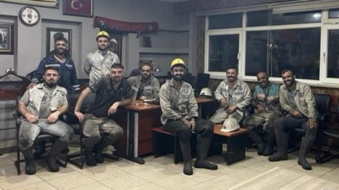 Bartın'daki madende çalışan işçilerin son fotoğrafı gündemde! Tek yutkunamayan ben miyim 😥?