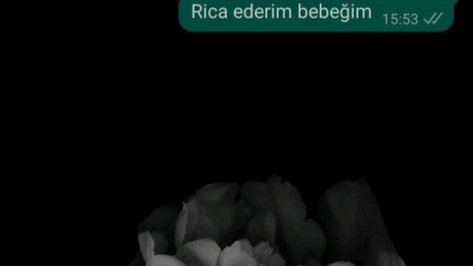 Sevgilim aşırı emoji kullanıyorum bundan gıcık aloulrum, ne yapmalıyım?