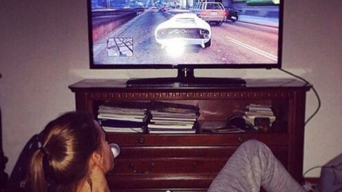 Arkadaşlarınızı ekecek kadar sizi sevdiren oyunlar var mı?