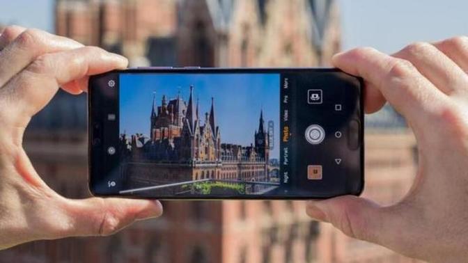 Kamerası iPhone gibi kaliteli olan telefon markası önerir misiniz?