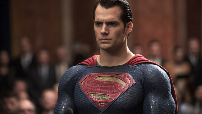 Henry Cavill Superman ile geri dönüyor, sever misiniz Superman'i?