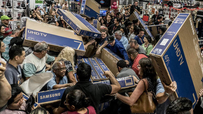 Black Friday indirimleri yaklaşıyor! Siz ne almayı düşünüyorsunuz?