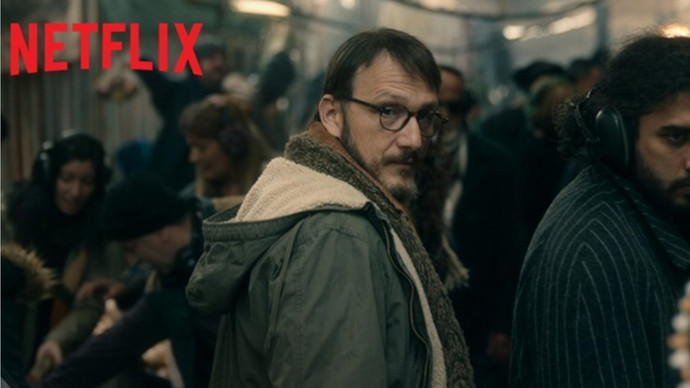 Netflixin yeni Türk dizisi Sıcak Kafayı izleyecek misiniz?