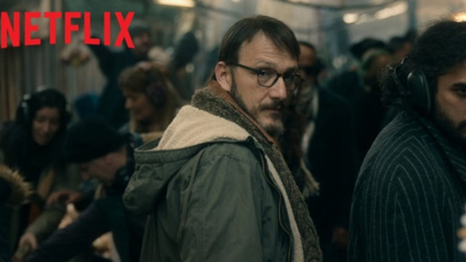 Netflix'in yeni Türk dizisi Sıcak Kafa'yı izleyecek misiniz?