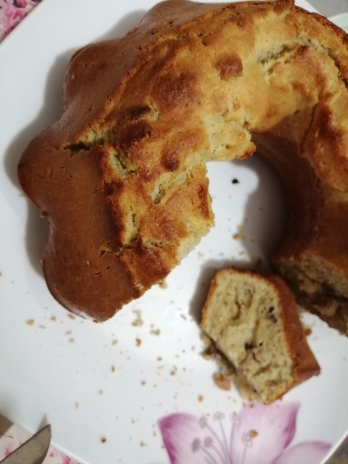 Cevizli tarçınlı yaban mersinli bir keki kim istemez ki?