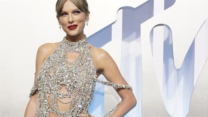 Taylor Swift'in yeni albümü, 'Spotify'ı çökertti! Siz albümü dinlediniz mi?