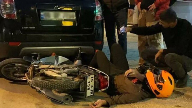 Kaza geçiren genç, arkadaşından selfie çekmesini istedi. Sizce selfie fotosu kaç like alır?