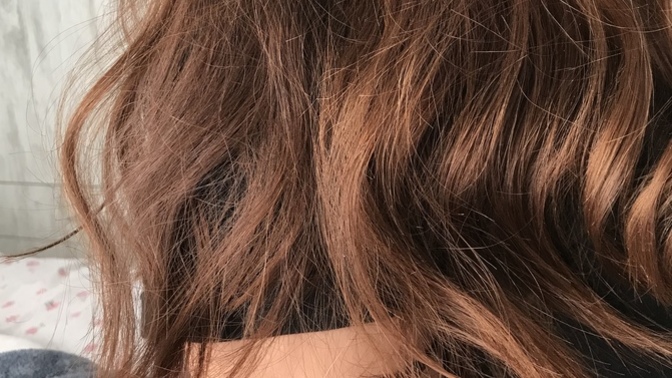 Saçımın bu doğal rengi güzel mi sarıya mı boyatsam?