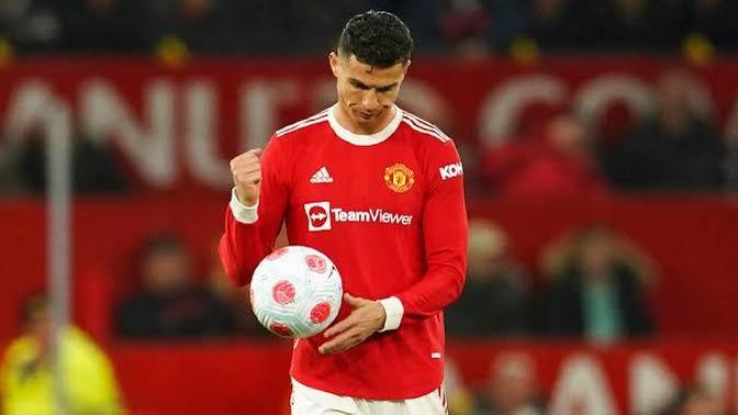 Galatasaray, "Cristiano Ronaldo ve Memphis Depay için girişim yok" dedi. Hayaller suya mı düştü?