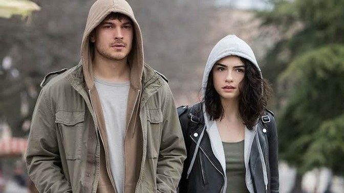 TV'de yerli dizi izlemeyip dijital platformlara eklenince hangi yerli diziyi izlediniz?