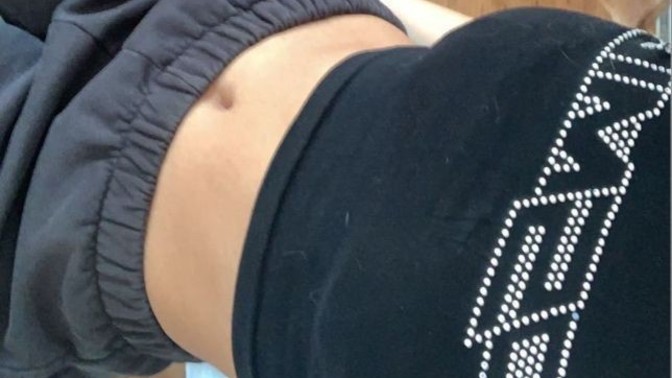 Sizce göbek piercing yakışır mı?