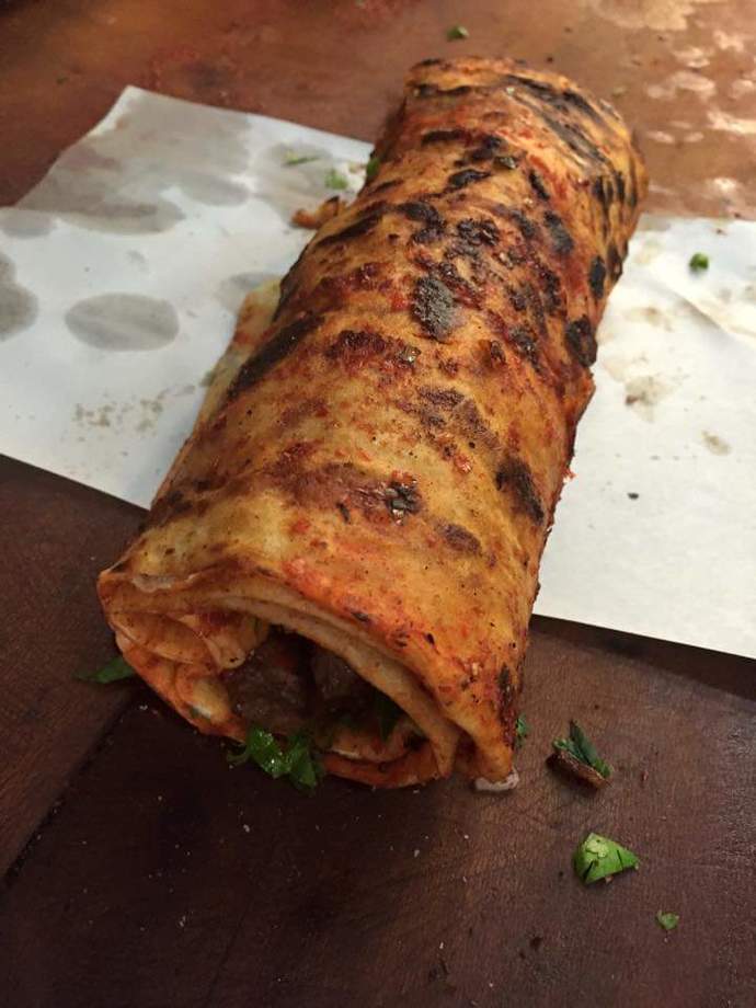 Öğrencilere adana kebabı değil, soba borusu yediriyoruz! Siz bu dürümden yiyebilir misiniz?