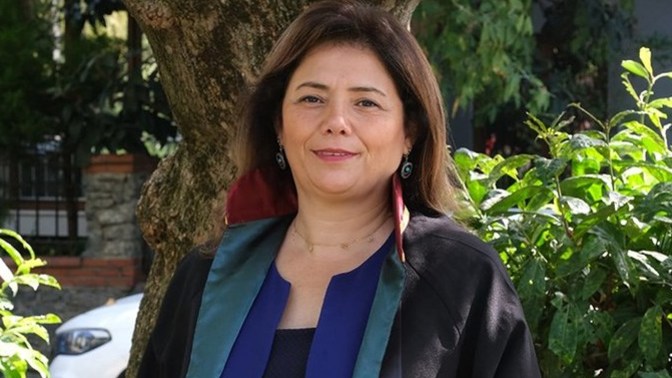 144 yıllık İstanbul Barosu'nun ilk kadın başkanı Filiz Saraç oldu. Neden bu kadar uzun zamandır kadın başkanı olmadı?
