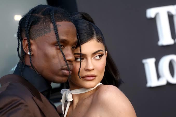 Travis Scottun eski sevgilisiyle görüştüğü iddia ediliyor! Kylie Jenner bile olsan aldatılmaya engel değil mi?