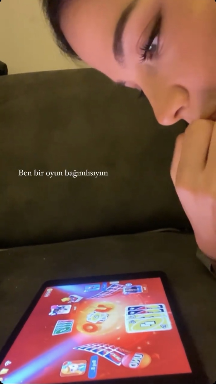 Uno seven kaç kişiyiz merak ettim kdkd?