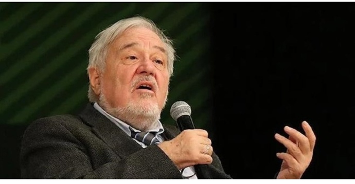 İlber Ortaylı: Türk ailesi parçalanıyor dedi. Sizce artık aile olgusu yok mu oluyor?