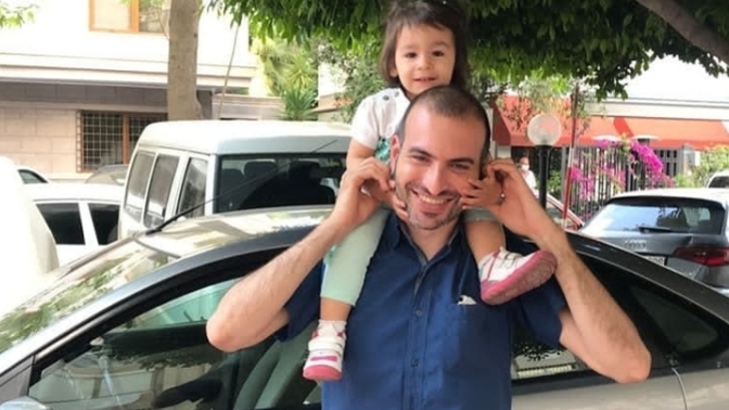 Yeğenimin doğum günü geliyor, ne hediye alırdınız siz olsaydınız, yardımcı olur musunuz?