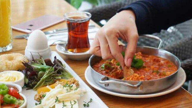 İlk buluşmada kahvaltıya gidilir mi?