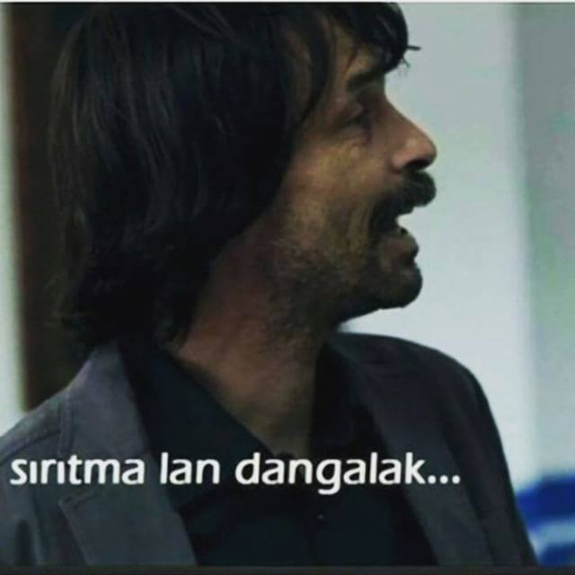 Her mesajınıza gülen insan hakkında ne düşünürsünüz?
