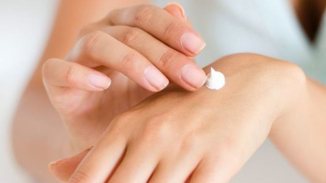 Nemlendirici el kremlerini çantanızda taşıyor musunuz?