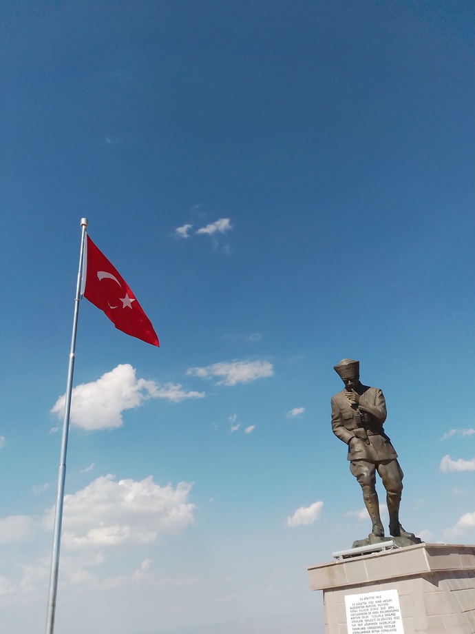 Cumhuriyetimizin 99. yılını kutluyoruz! #CumhuriyetDeyince aklına neler geliyor🇹🇷?