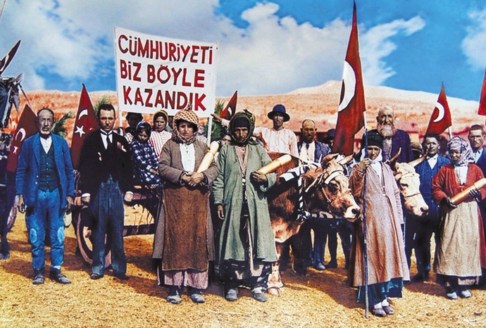Cumhuriyetimizin 99. yılını kutluyoruz! #CumhuriyetDeyince aklına neler geliyor🇹🇷?