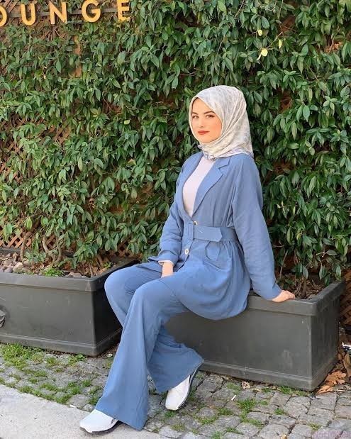 Tesettür giyim konusunda yardımcı olabilir misiniz kafam çok karışık?