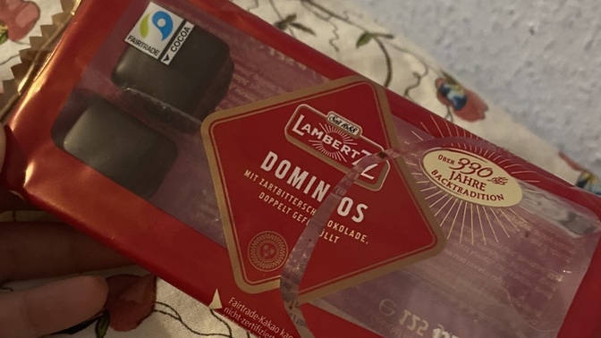 Çok güzeldi diye çok fazla çikolata yedim, sizce pişman mıyım?