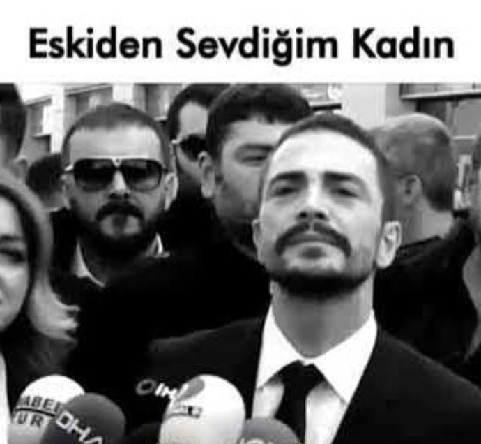 Sevgiliniz göğüs dekolteli fotoğrafı profil fotoğrafı yapsa ne dersiniz?