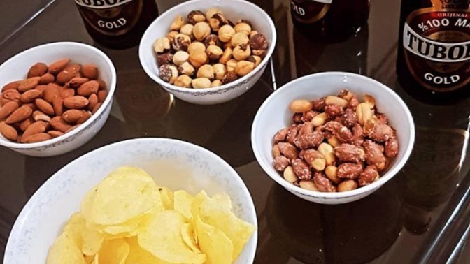 Cuma geceniz nasıl geçiyor? Dizi öneriniz var mı?
