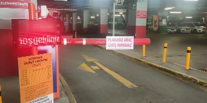 AVMlerde otopark ücretli mi, ücretsiz mi olmalı?