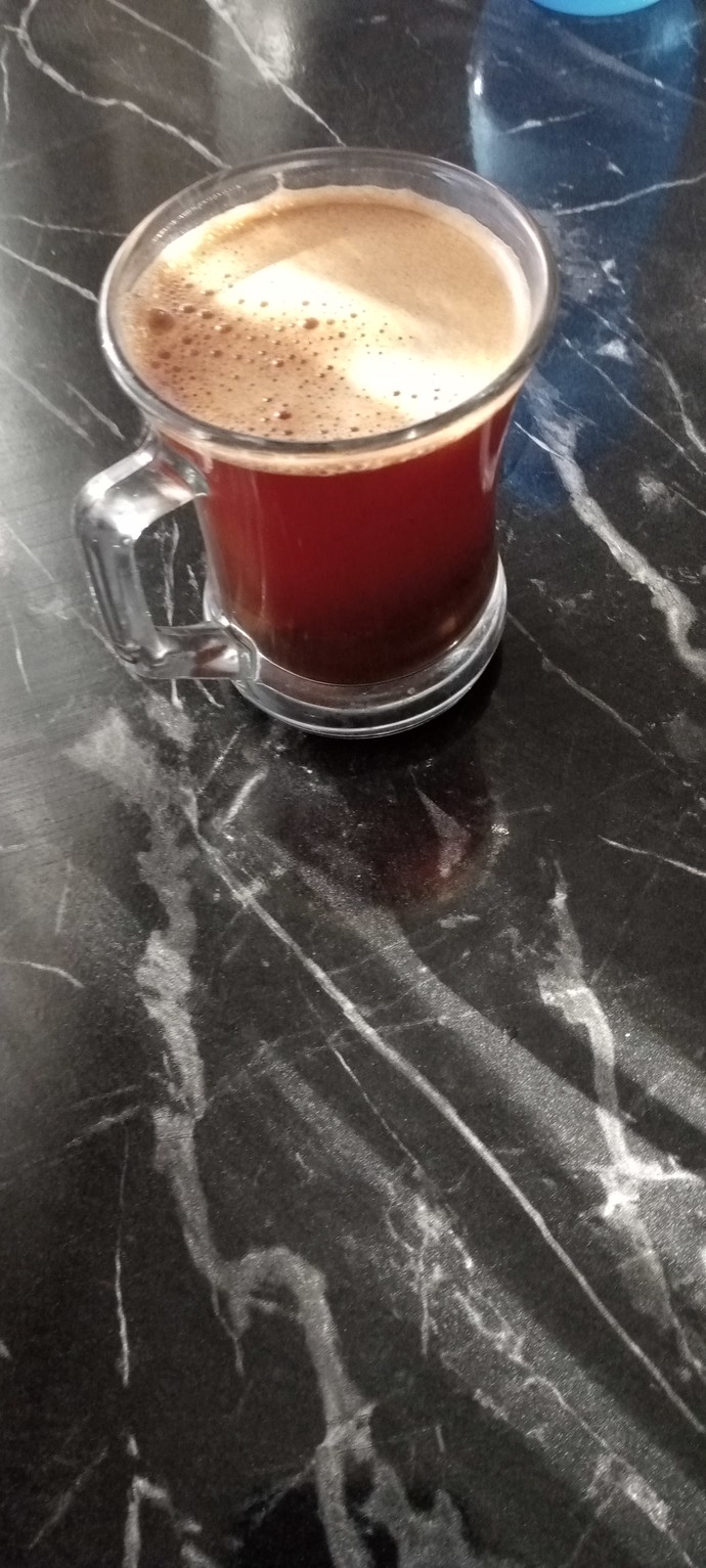 Türk kahvesi içmeyi seviyor musun? Kahve var içersen ben var seversen yol var gidersen dediğiniz biri var mı☕?