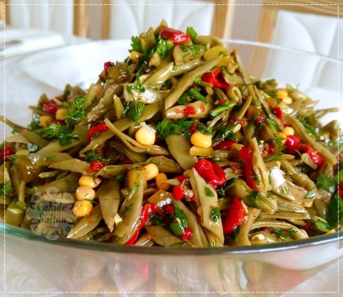 Taze fasulye salatası