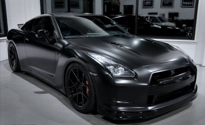 2023 model Nissan GT-R ABD'de satışa sunulmuş! 573 HP arabayı kullanma cesaretiniz olur muydu?