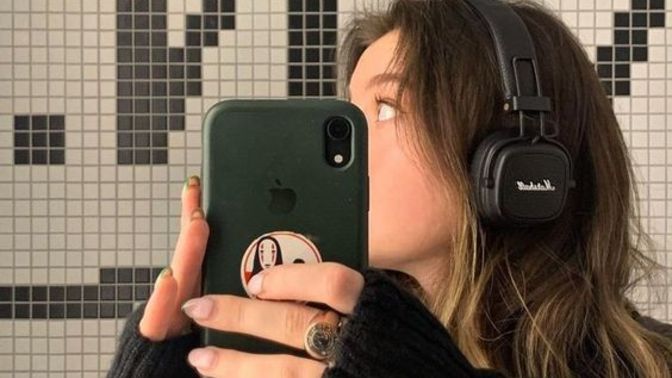 Müzik dinlerken çok vakit kaybediyorum. Müzik dinlemeyi bırakmalı mıyım?