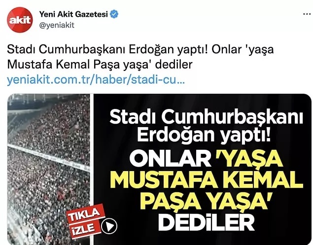 İzmir Marşı ile tribünleri inleten Beşiktaş taraftarını hedef gösteren Akite tepkiler yağdı! Sizce tepkiler normal mi?
