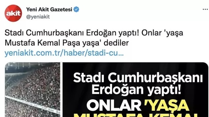 İzmir Marşı ile tribünleri inleten Beşiktaş taraftarını hedef gösteren Akit'e tepkiler yağdı! Sizce tepkiler normal mi?
