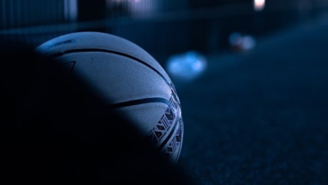 Voleybol oynarken topun bana gelme sırasını beklemek çok sıkıcı değil mi?