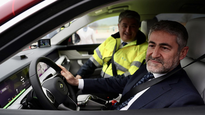 "Kamu bankaları, Togg alımında gerekirse kar etmeyecek şekilde kredi verecekler" Togg almak için kredi çeker misin?